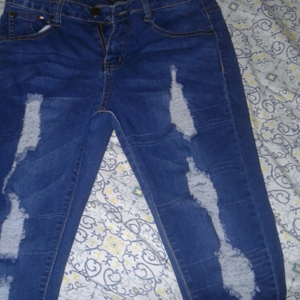 American bazi ripped jeans